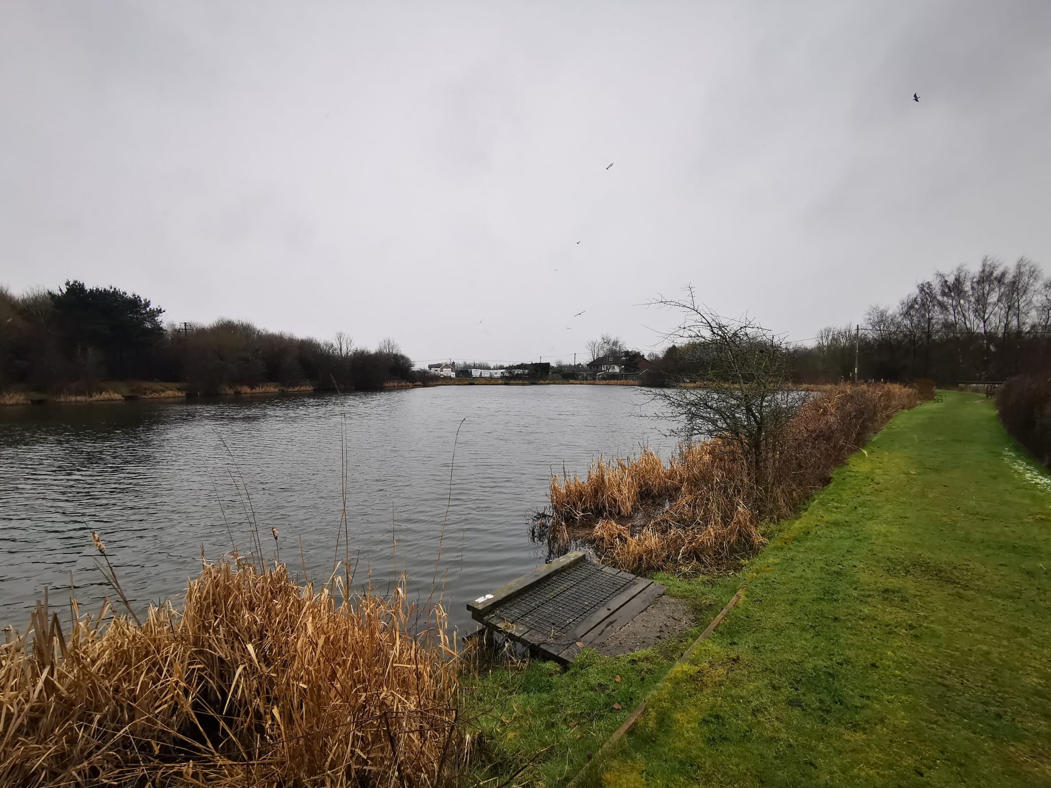  Woodshaw Reservoir photo 5