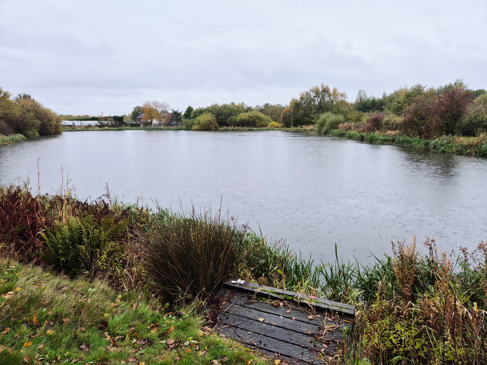  Woodshaw Reservoir photo 9